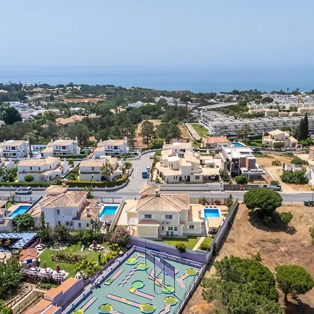 Castelo By Algarve Holidays 别墅