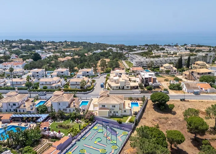 Castelo By Algarve Holidays 别墅