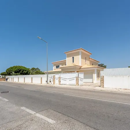 Villa Castelo By Algarve Holidays Albufeira