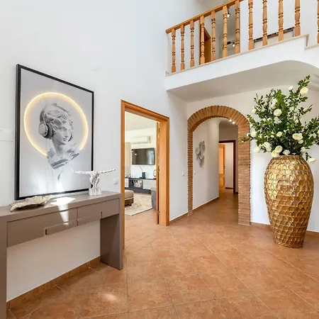 Castelo By Algarve Holidays Villa